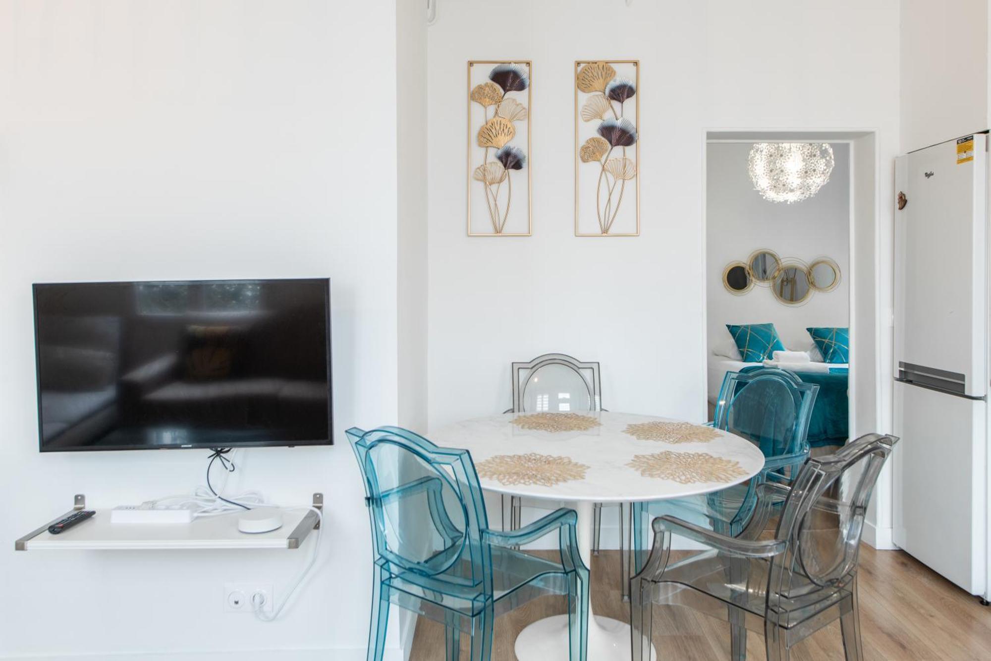 Spacious And Bright 2-Bedroom Large Apartment Very Close To Paris - Near Metro ボローニュ・ビランクー エクステリア 写真