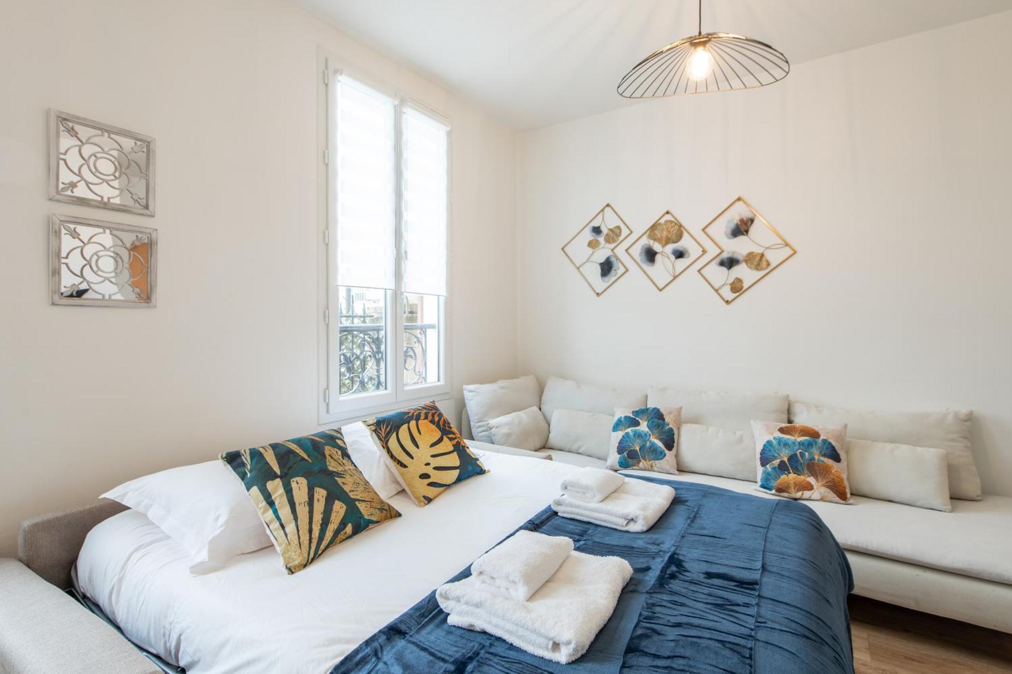 Spacious And Bright 2-Bedroom Large Apartment Very Close To Paris - Near Metro ボローニュ・ビランクー エクステリア 写真