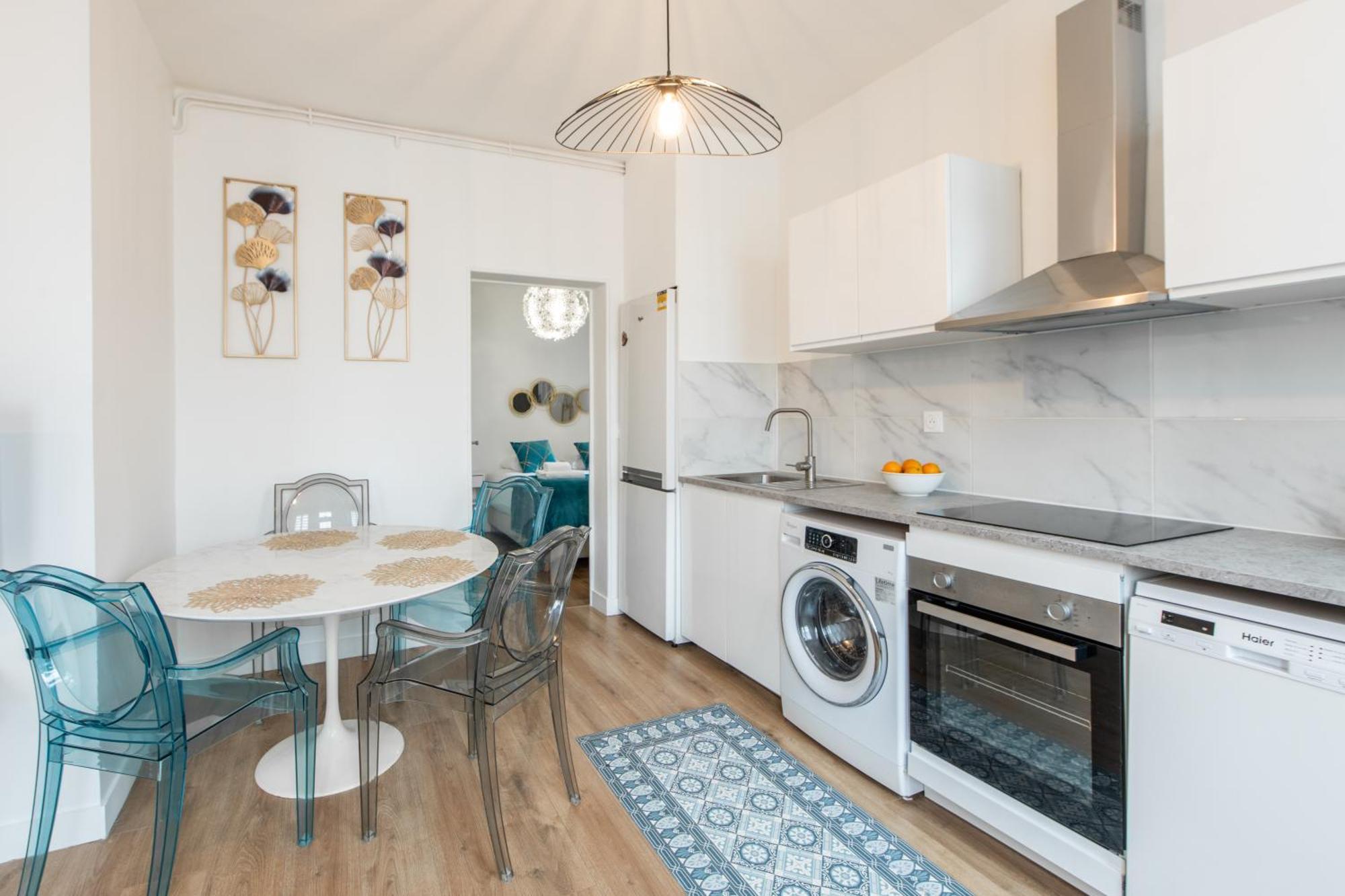 Spacious And Bright 2-Bedroom Large Apartment Very Close To Paris - Near Metro ボローニュ・ビランクー エクステリア 写真